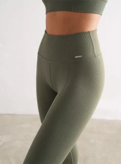 Olive Luxe Seamless Tights -AIM'N NL Winkel 00a25a85f60e3d39ee507b840f721f7088c26d8c065b5492191e588ef2575826