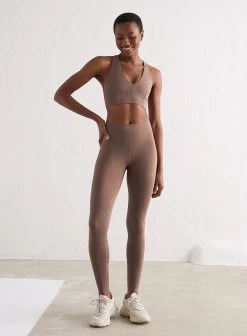 Macchiato Sculpting Crossed Back Bra -AIM'N NL Winkel 0a2eb79cee443359f764cb81051c337bf3e35e5c3f59f94ba2334a9a510db526