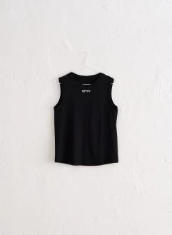 Black Soft Basic Sleeveless Top -AIM'N NL Winkel 171a1bd58df0bfca49dc9c4bcd82af29176c765e4efacb5cff95a9527615dfe2