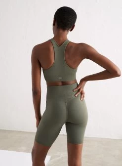 Olive Motion Seamless Crop Top -AIM'N NL Winkel 1e4d5c43479c484a04294988608bba3f0dc2804f06a5778946790f6a3014b726