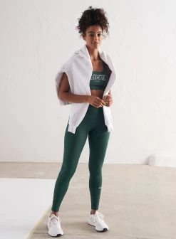 Pine Green College Core Bra -AIM'N NL Winkel 3091e3ab2486dc97e955c1ac5065002db7ae546ce7a37859e111b3369e942a98