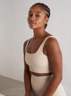 Cafè Au Lait Ribbed Seamless Bra -AIM'N NL Winkel 3da0e3d5db757b705e27c5835ab0c5c11fdca1b597fd21a74f90c083f62774de