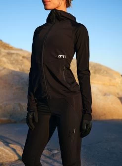 Black Performance Zip Hood -AIM'N NL Winkel 448389942cb8b59cc738c8a13b5ac9996d34655d10e064f5a28cfa09234e6fde