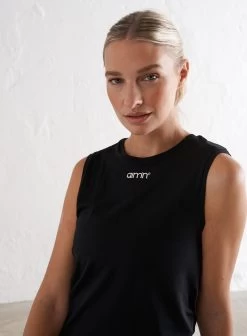 Black Soft Basic Sleeveless Top -AIM'N NL Winkel 5eae9615fd2980425a16072847fe4e1070f0f6133600572a9e7d3e6e6ee5520f