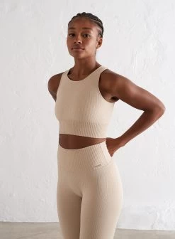 Cafè Au Lait Ribbed Seamless Crop Top -AIM'N NL Winkel 75712ab717b3f1eb02138ebb14191d37a7b57a4d9ae9a3ef45cc16c5611f9e42