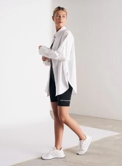 White Oversized Shirt 11 White Oversized Shirt -AIM'N NL Winkel 7d8a41f4415459d20fe4faf96658248f1dda3c38ee82f50eff29b016f838ef1e