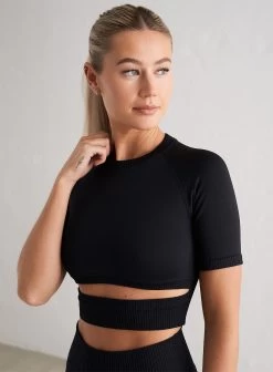 Black Limitless Seamless Cutout Short Sleeve