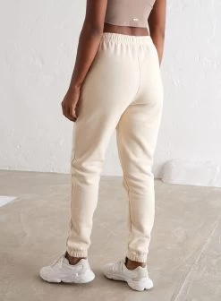 Cafè Au Lait Classic Sweatpants 13 Cafè Au Lait Classic Sweatpants -AIM'N NL Winkel a690dbcef425dc02b73a8ebf384b3d6347d0a02587bb5cd45a001252d389764a