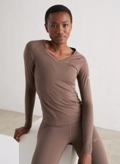 Macchiato Soft Basic V-neck Long Sleeve