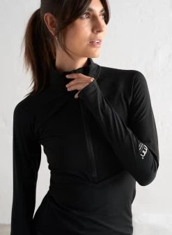 Black Performance Half Zip