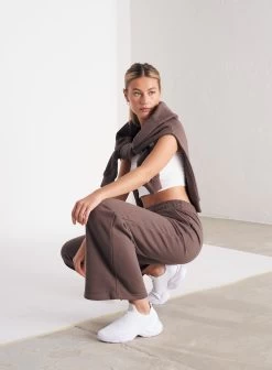 Macchiato Straight Fit Sweatpants -AIM'N NL Winkel b26925fbd064b18e5346b53ded2ae4baa96cee07b94496c23998dabc2338e1ca