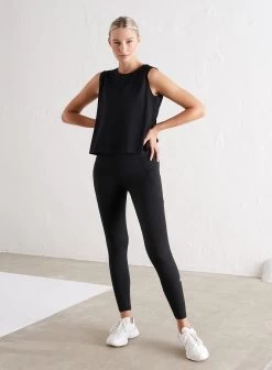 Black Soft Basic Split Back Tank -AIM'N NL Winkel bb8ae961ed819f2ec09a73b585acb073c862d5075005e87b41c03c2f8058b87d