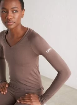 Macchiato Soft Basic V-neck Long Sleeve -AIM'N NL Winkel bbb50b9eb9f5f03e26273b7fb3746ae2f2f05633aa413c149cd4dac487180e8f