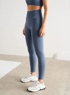 Arctica Ribbed Seamless Tights -AIM'N NL Winkel be69abda2ec00348f54997fdeb30bd16b2df8086ccd6eb6aac1d015bf0f95d66