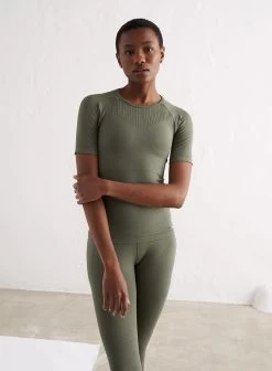 Olive Motion Seamless Short Sleeve