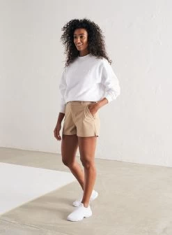 Beige Tech Shorts 11 Beige Tech Shorts -AIM'N NL Winkel f3da96b648910496059ed58cf4369d6b3644b330c06db721750fd2812d153772